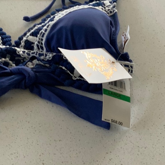 BECCA 2pc Bikini DELILAH Halter Top & Bottom. NWT - Picture 9 of 11